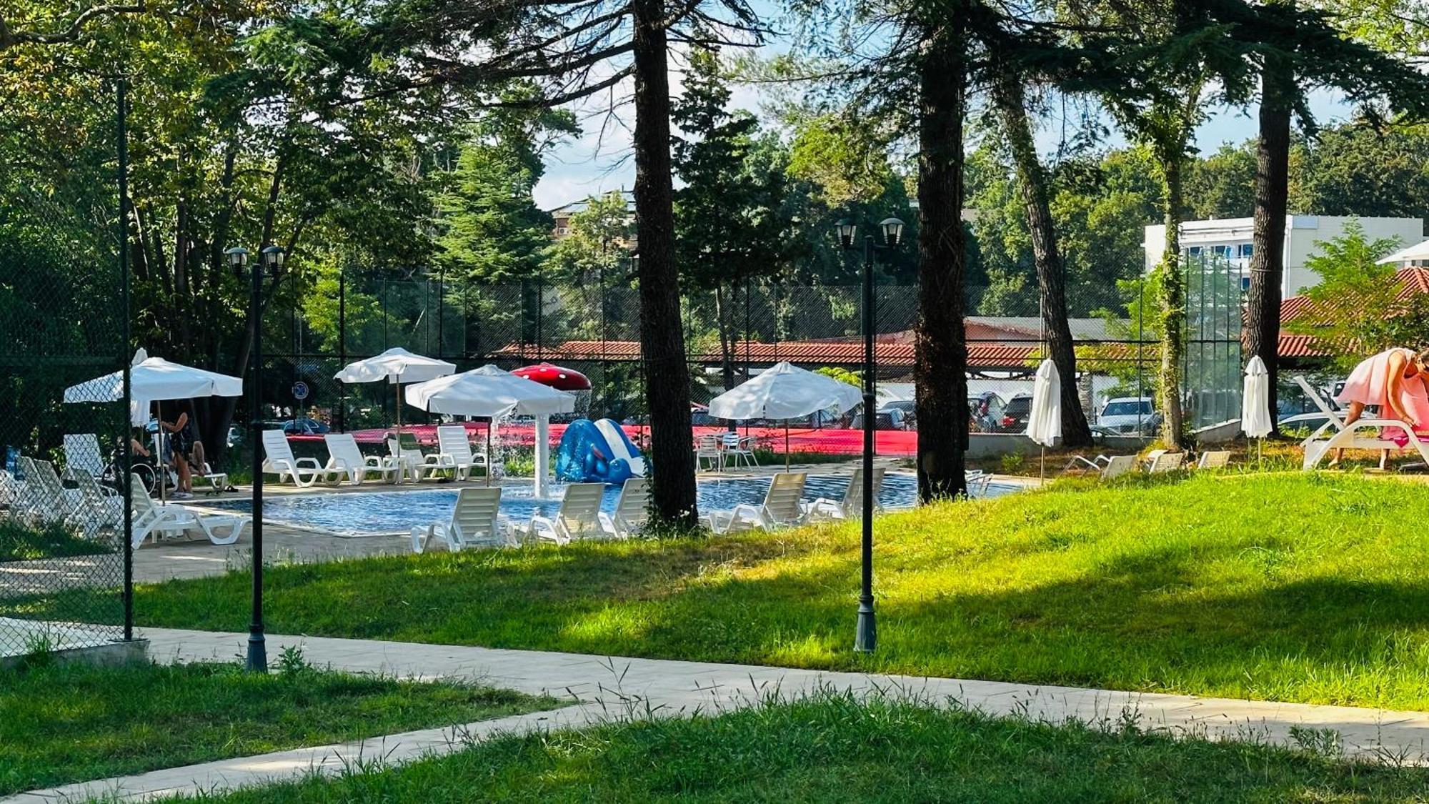 Queen Nelly Park Naousa Dış mekan fotoğraf