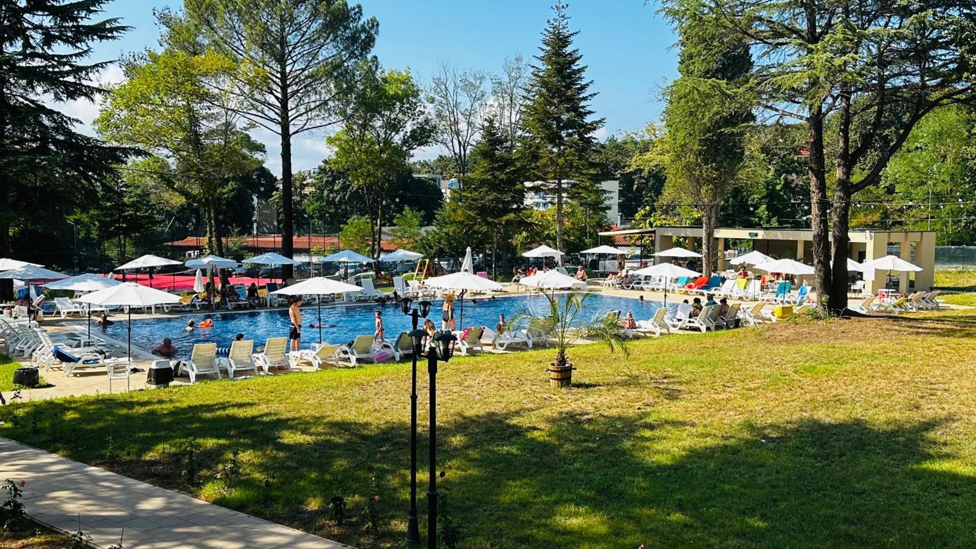 Queen Nelly Park Naousa Dış mekan fotoğraf