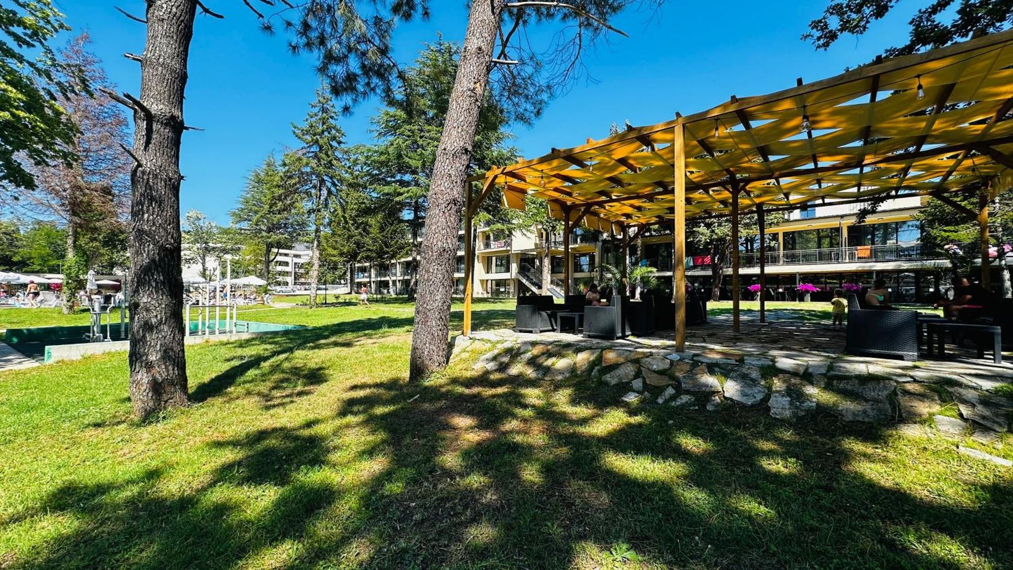 Queen Nelly Park Naousa Dış mekan fotoğraf
